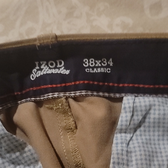Izod Kaki pants 38x34L - Picture 2 of 4